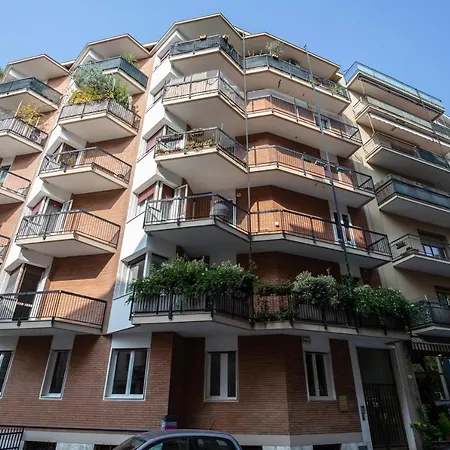 Giulia House 아파트