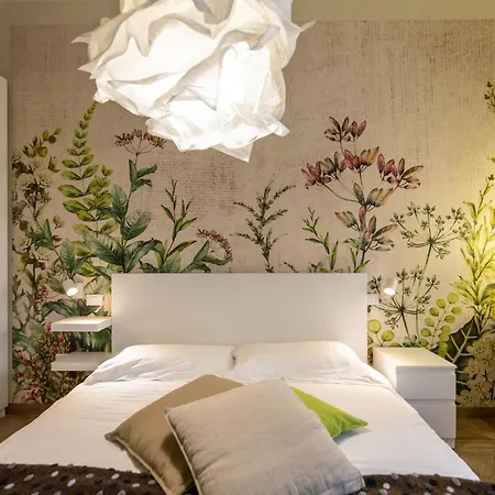 Giulia House *