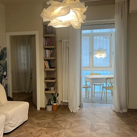 Giulia House *