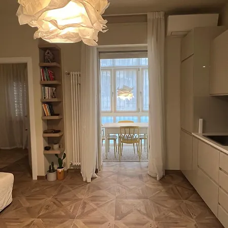 Giulia House